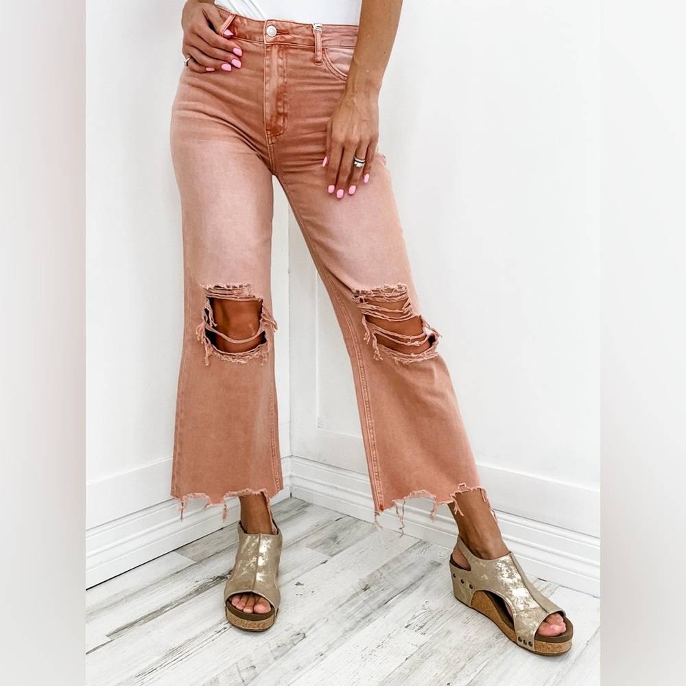 Vervet “Getting Jiggy” Vintage Distressed Cropped Flare Jeans With Destroyed Hem - Picture 2 of 14